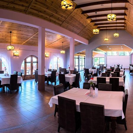 Zloty Potok Resort Экстерьер фото